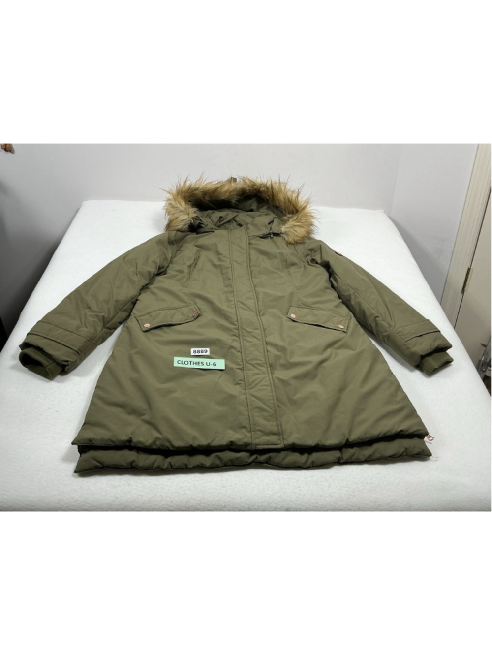 Womans Excellent Jessica Simpson Warm Puffy Coat XL Olive Green Removable Hood